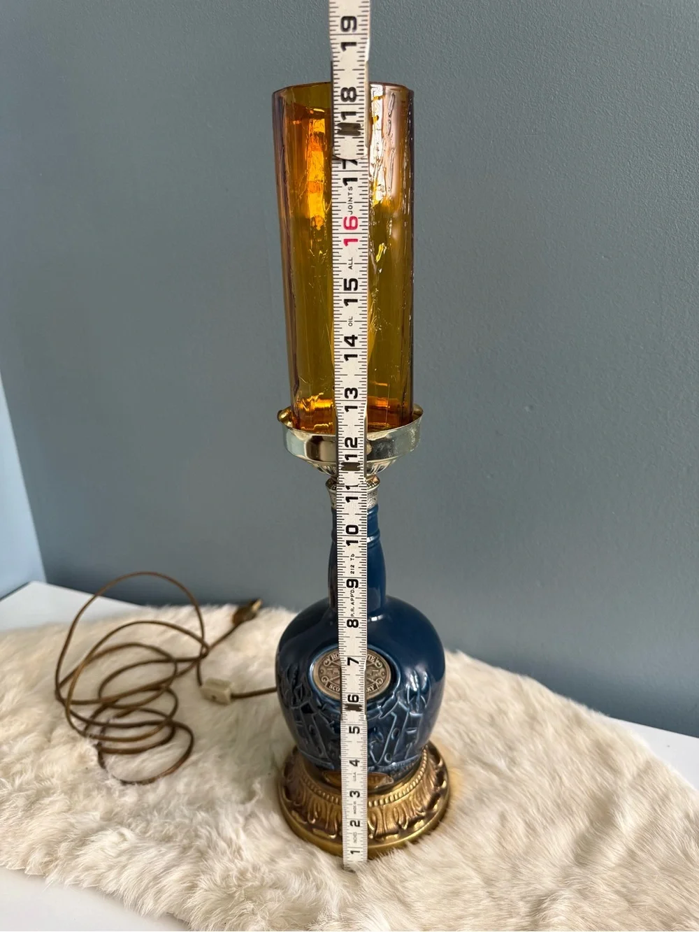 N/A vintage royal